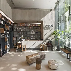 Hotel Cappuccino, Seoel