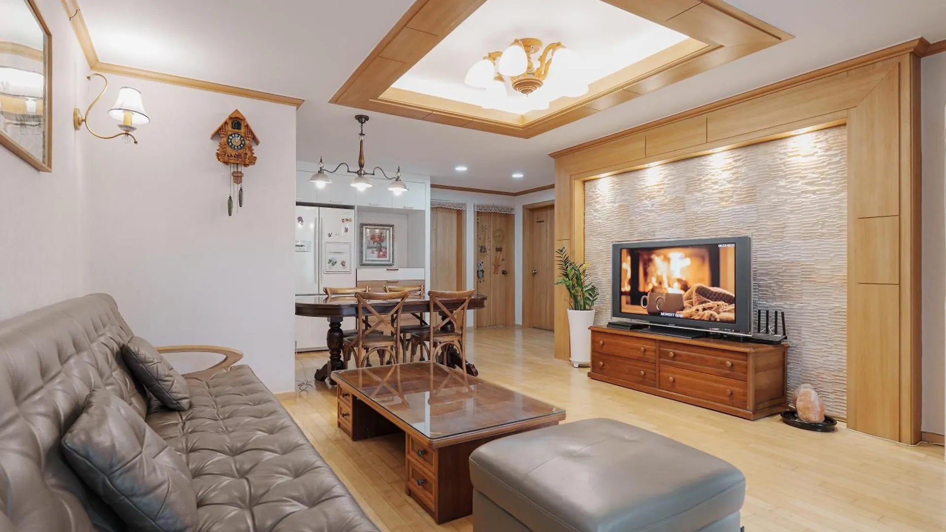 Comfortable Home 10 Min From Hongik University, 5Min From Gajwa Station With Baby Products, 4 Bedrooms 8 People Seoul